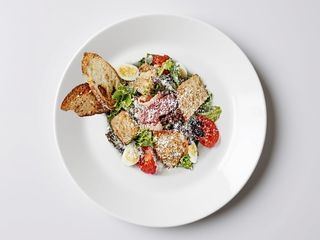 Цезарь з курячим філе (320г)