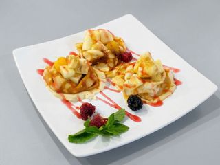 Млинці з фруктами (200/50г)