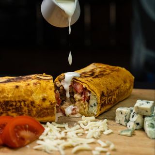 Шаурма 5 сирів 