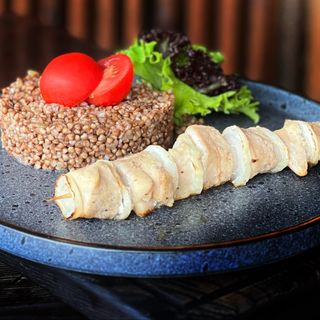 Гречка з курячим шашличком