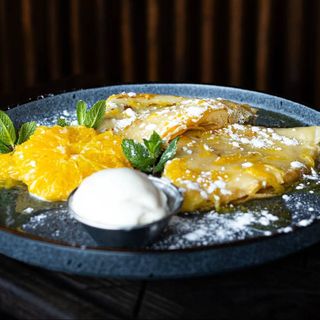 Млинці з апельсиновим курдом