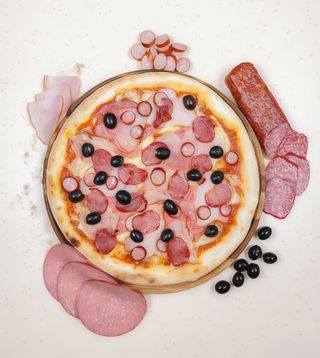 Піца 4 види м'яса (550г)