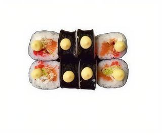 Рол Каліфорнія з лососем та ікрою (230/15/5г)