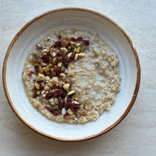 Солодка вівсянка  на кокосовому молоці (270г)