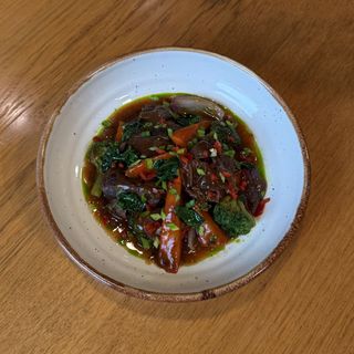 Телячі щічки з овочами у деміглясі (360г)