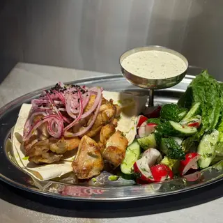 Ніжний шашлик з курча та овочами(160/300г)