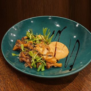 Закуска з м'ясом та грибами