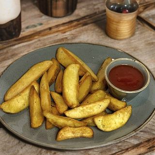 Картопля по-селянськи (160/40г)