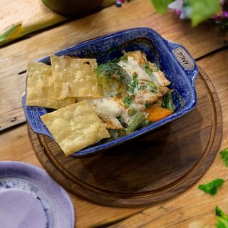 Куряче філе запечене з овочами (260г)