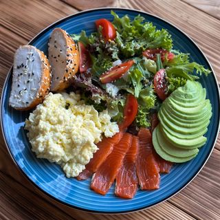 Скремб з лососем (320 г)