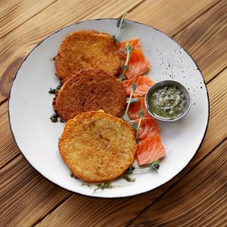 Деруни з лососем 220 г