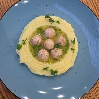 Картопляне пюре з фрикадельками 300 г