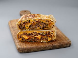 Бургер в лаваші зі свининою