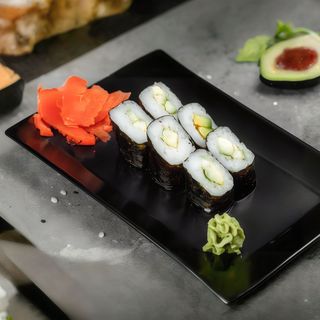 Макі з авокадо (100г)