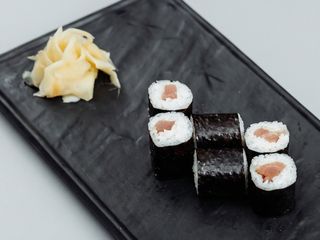 Макі з тунцем (110г)