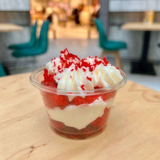 NEW Червоний Оксамит в стакані 1 шт.