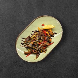 Язик на грилі з карамелізованими овочами (230г)