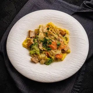 Паста з куркою та овочами 280 г