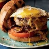 Ситний шефбургер з яйцем