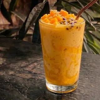 Молочний коктейль Манго-Маракуйя