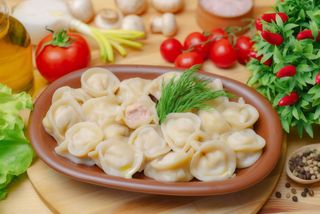 Пельмені з куркою (1кг), заморожений напівфабрикат