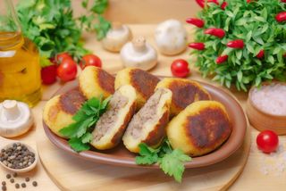 Зрази з м'ясом (1кг), заморожений напівфабрикат