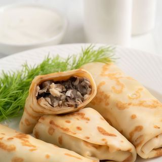 Млинці з грибами, бринзою та сулугуні (заморожений напівфабрикат)