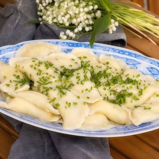 Вареники з картоплею, бринзою та зеленим луком (1кг), зам. напівфабрикат