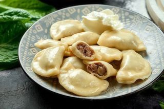 Пироги з м'ясом/пельмені домашні (200/5г)