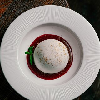 Анна Павлова з ягодами в хрусткій оболонці(110г)