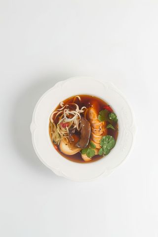 Рамен з куркою гриль та локшиною удон (320г)