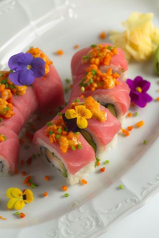 Кранч рол з тунцем, креветкою та соусом вершковий унагі (275)