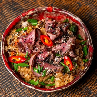 Золотистий рис Жасмин Nikkei Beef