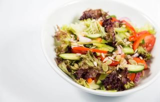 Салат зі свіжих овочів (170г)