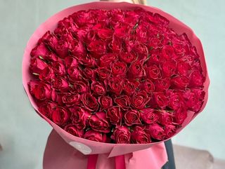 101 троянда 50см