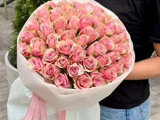 51 троянда 50см