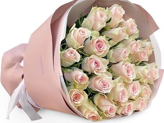 25 троянд 50см