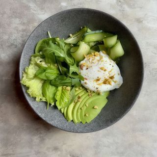 Зелена цільнозернова вівсяна каша