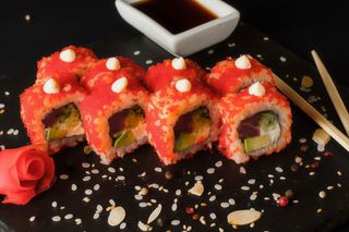 Каліфорнія з тунцем