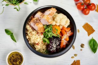 Боул №1 Кускус з індичкою Sous Vide (330/40г)