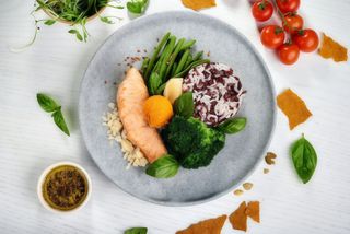 Боул №4 Запечене філе лосося з рисовим міксом (300/40г)