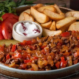 М'ясо по-ліванські (220/120/50г)