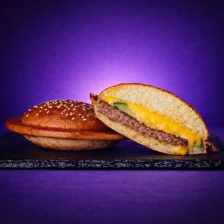 UFO burger Біф подвійний сир (290г)