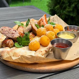 Асорті ковбасок