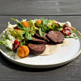 Салат з ростбіфом 