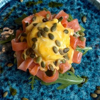 Тост з лососем