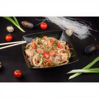 Локшина з морепродуктами (400г)