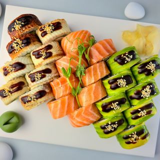 Сет Мегаполіс (1025г)