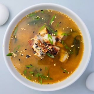 Місо-суп з вугром (350г)