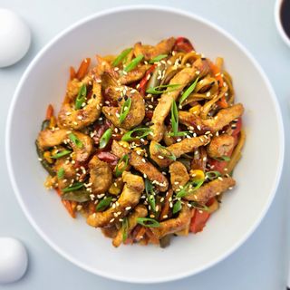 Удон зі свининою (400г)